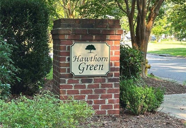 8236 Hawthorn DR, Hayes, VA 23072
