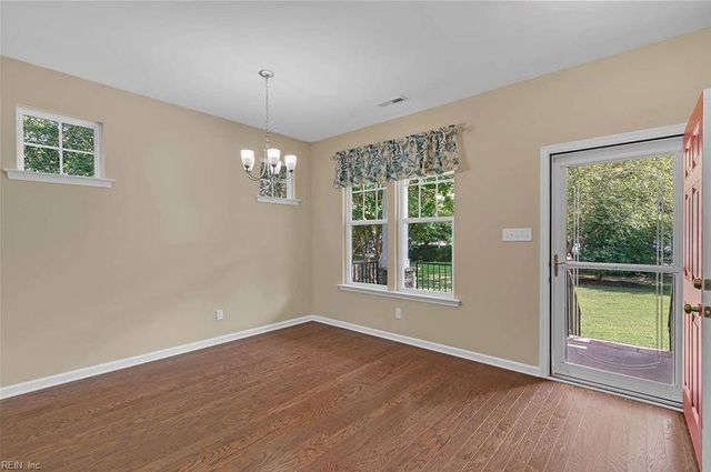 8236 Hawthorn DR, Hayes, VA 23072