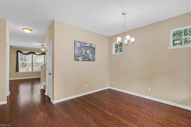 8236 Hawthorn DR, Hayes, VA 23072