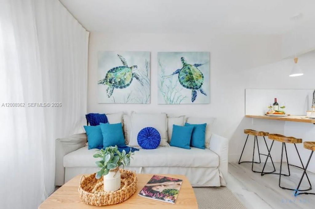 7326 Collins Ave 201, Miami Beach, FL 33141