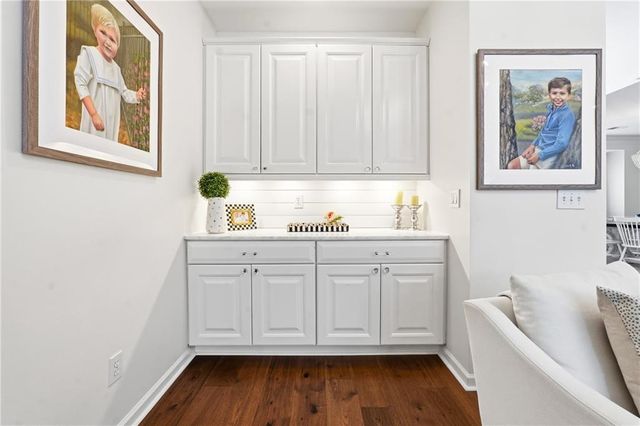 4474 Woodford NE Pass, Roswell, GA 30075