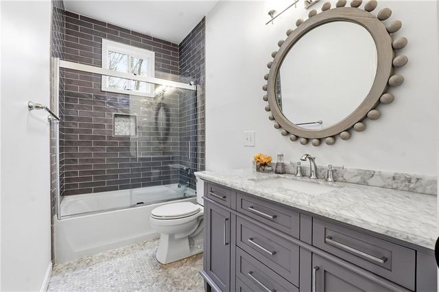 4474 Woodford NE Pass, Roswell, GA 30075