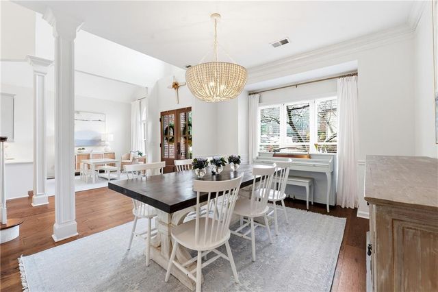 4474 Woodford NE Pass, Roswell, GA 30075