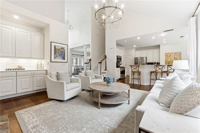 4474 Woodford NE Pass, Roswell, GA 30075