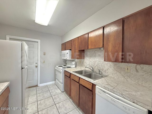 7963 LE MANS Drive, Jacksonville, FL 32210