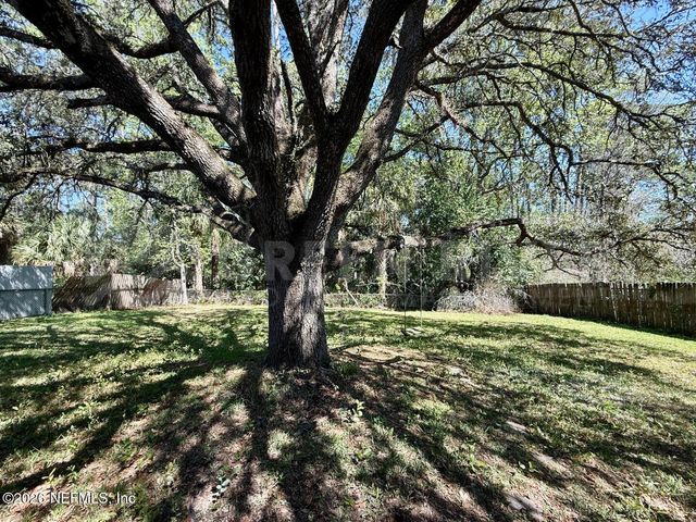 7963 LE MANS Drive, Jacksonville, FL 32210