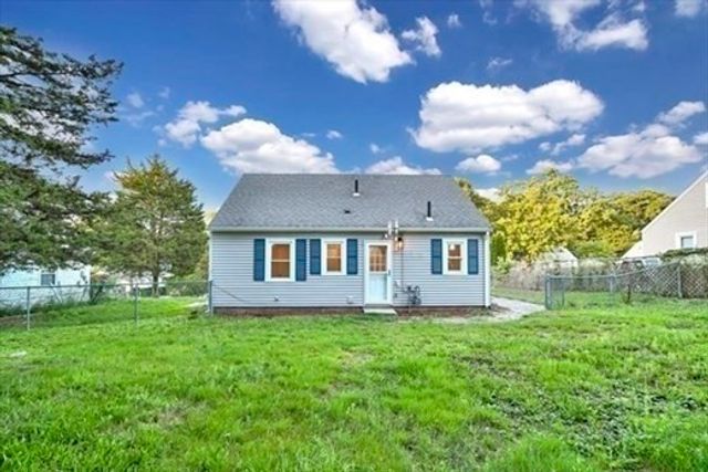 159 Stoughton St, Stoughton, MA 02072