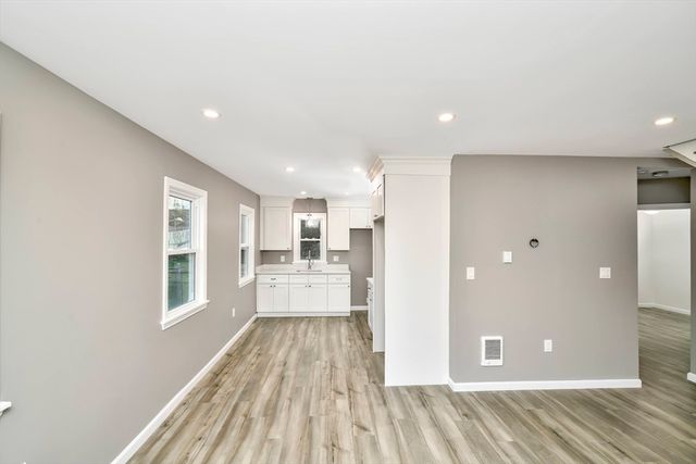 159 Stoughton St, Stoughton, MA 02072