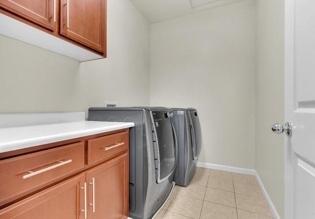 1317 Mill Way, Stockton, CA 95209