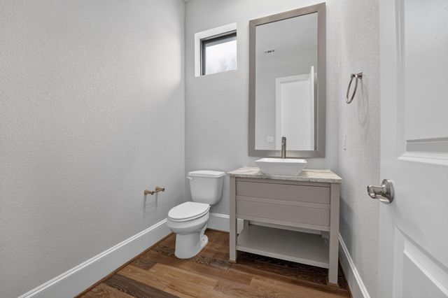 308 Lodestone LN, Austin, TX 78738
