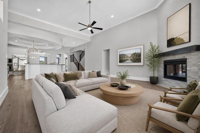 308 Lodestone LN, Austin, TX 78738