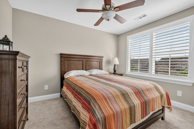 5025 Winslow Dr, Mount Juliet, TN 37122