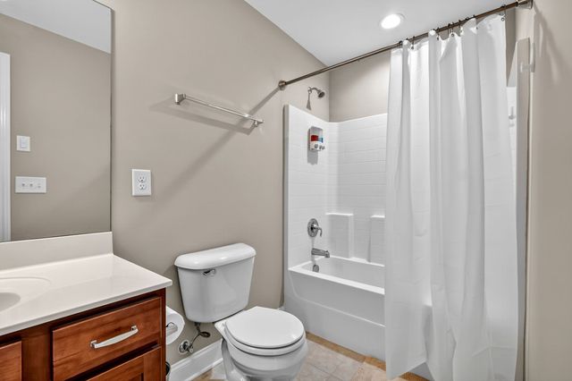 5025 Winslow Dr, Mount Juliet, TN 37122