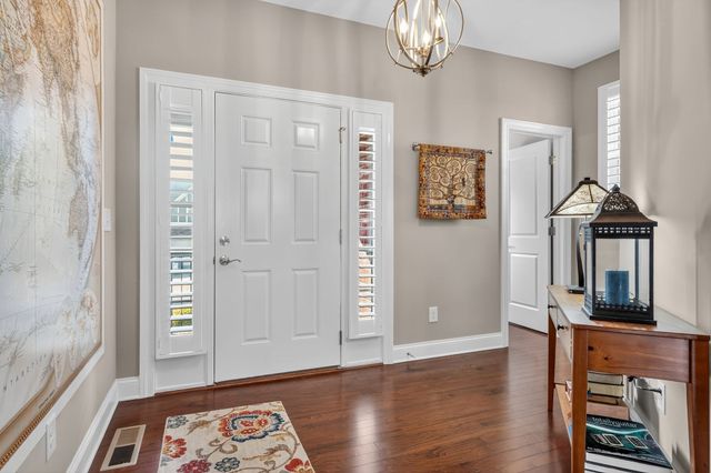 5025 Winslow Dr, Mount Juliet, TN 37122