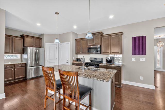 5025 Winslow Dr, Mount Juliet, TN 37122