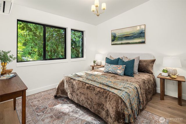 12414 NE 72nd Street, Kirkland, WA 98033