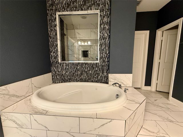 2104 Hubbard Park Lane, Prosper, TX 75078
