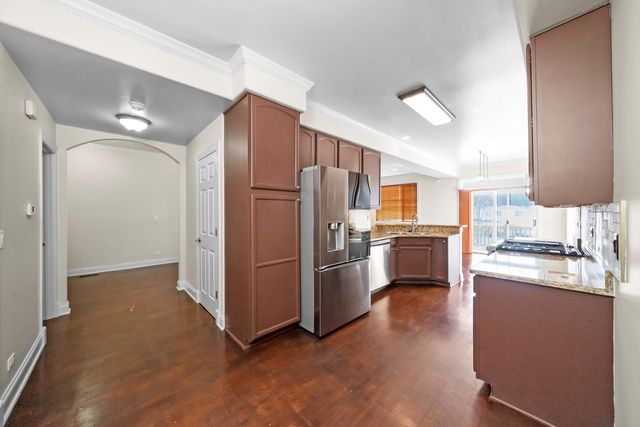 1265 Tamarack Drive, Bartlett, IL 60103