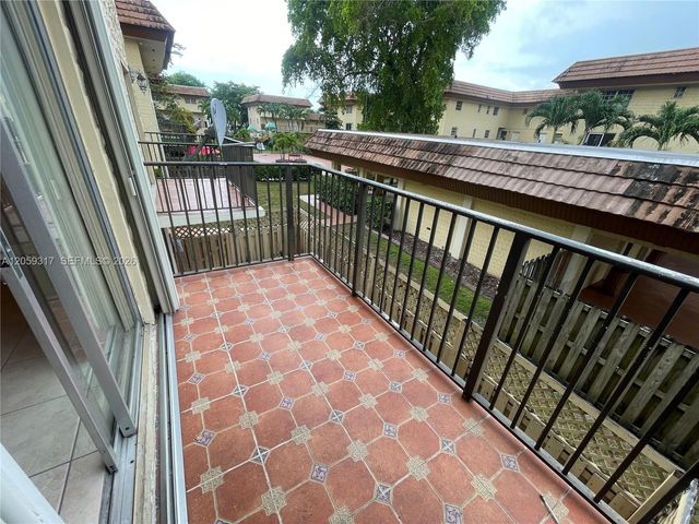 8600 SW 109th Avenue 4220, Miami, FL 33173