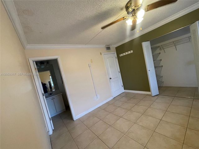 8600 SW 109th Avenue 4220, Miami, FL 33173