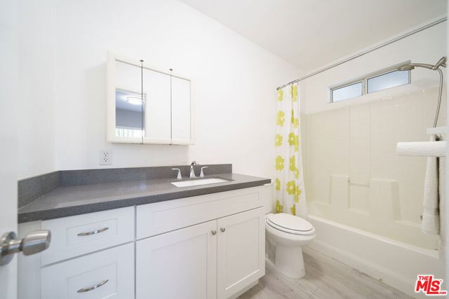 117 S Virgil Avenue, Los Angeles, CA 90004