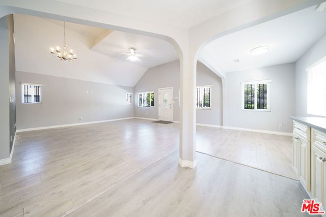 117 S Virgil Avenue, Los Angeles, CA 90004