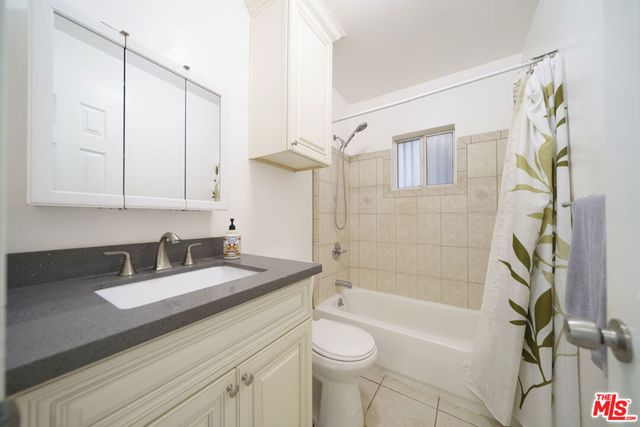 117 S Virgil Avenue, Los Angeles, CA 90004