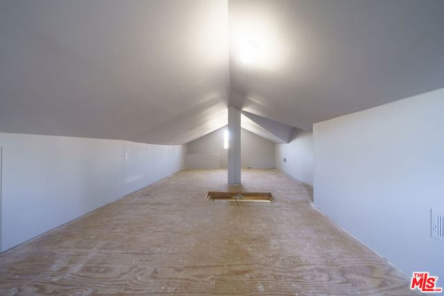 117 S Virgil Avenue, Los Angeles, CA 90004