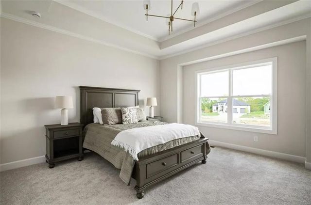 8156 Roundtree Street, Lenexa, KS 66220