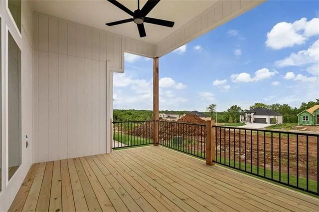 8156 Roundtree Street, Lenexa, KS 66220