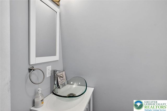 6250 Park Place, Coolbaugh Twp, PA 18466