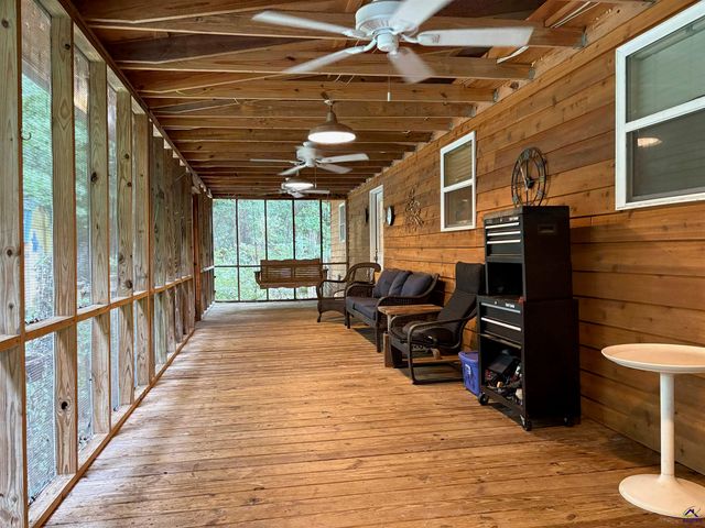 323 Giles Road, Byron, GA 31008
