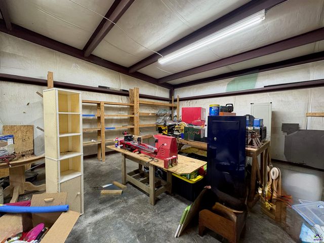 323 Giles Road, Byron, GA 31008