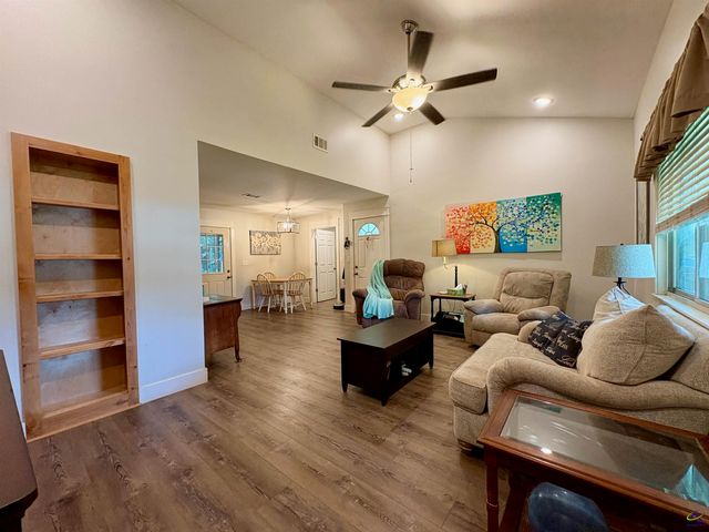 323 Giles Road, Byron, GA 31008