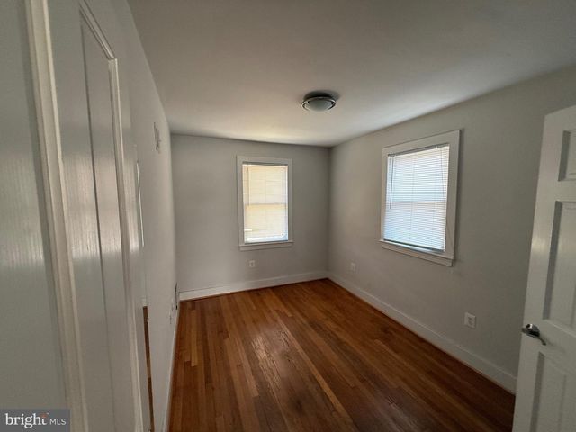 4020 SOUTHERN AVE SE, Washington, DC 20020