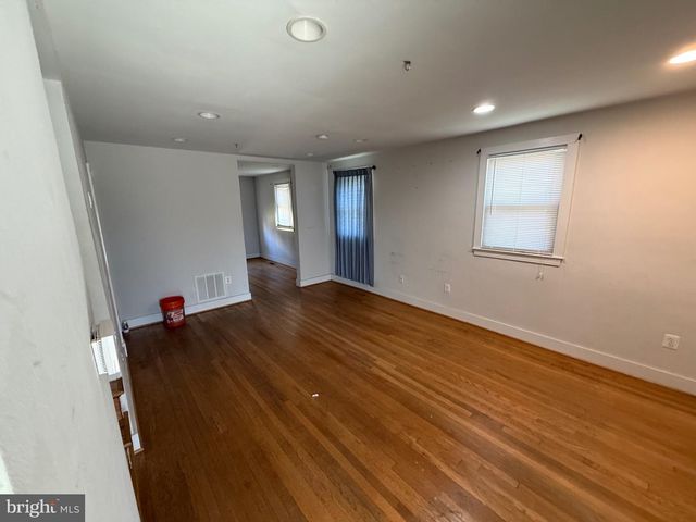 4020 SOUTHERN AVE SE, Washington, DC 20020