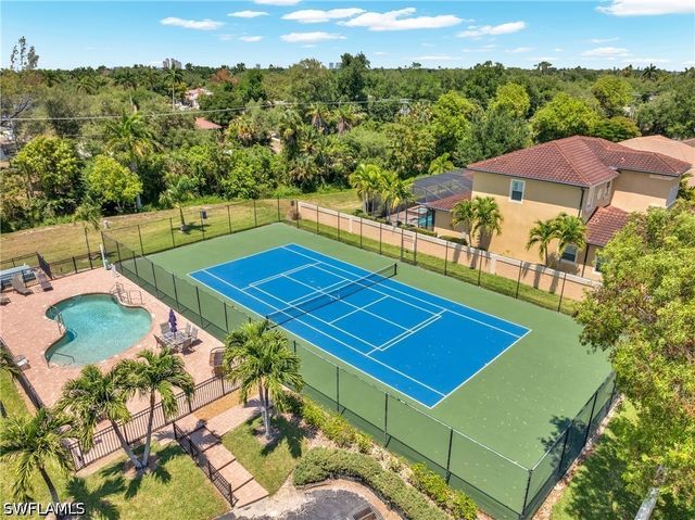 1443 Larkspur DR, Fort Myers, FL 33901