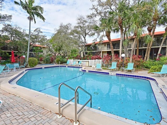 6503 MOURNING DOVE DRIVE 219, Bradenton, FL 34210