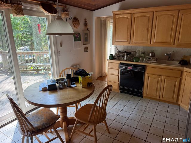 4 NOTTINGHAM Drive, Old Lyme, CT 06371