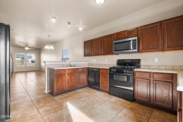 10716 BLUE SAGE Circle, El Paso, TX 79924