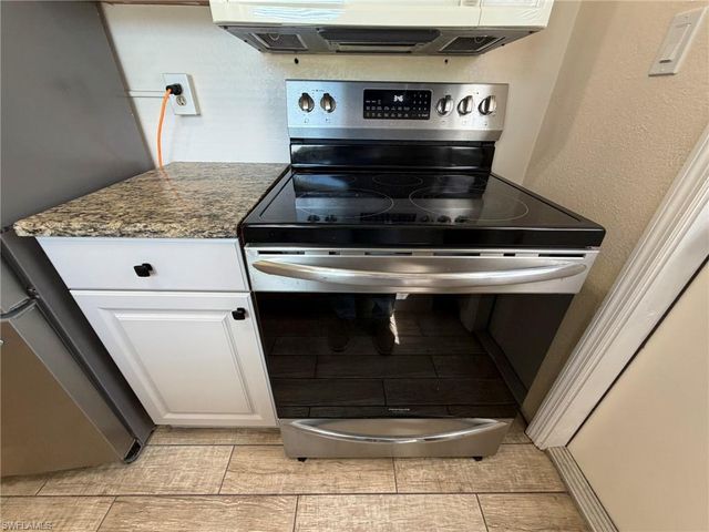 21067 Gladis AVE, Port Charlotte, FL 33952