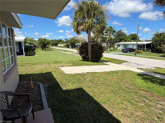 21067 Gladis AVE, Port Charlotte, FL 33952