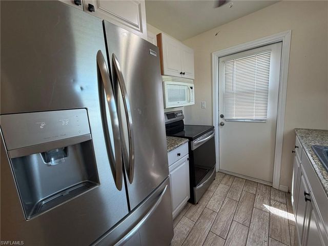 21067 Gladis AVE, Port Charlotte, FL 33952
