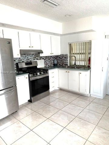 2560 NW 81st Terrace 2560, Sunrise, FL 33322