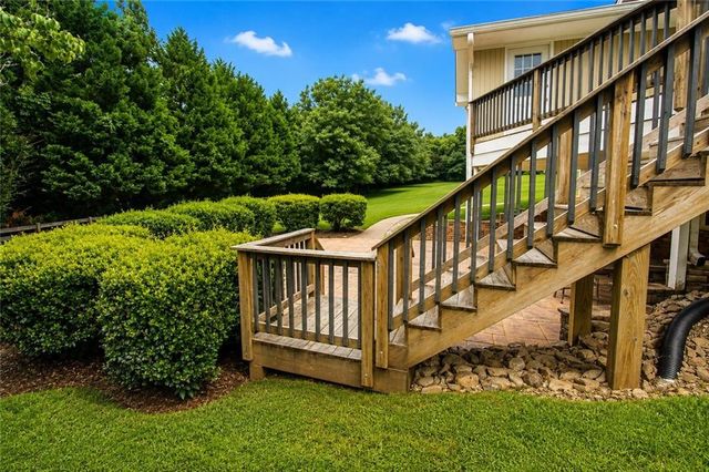1464 Lakeview Road, Grayson, GA 30017