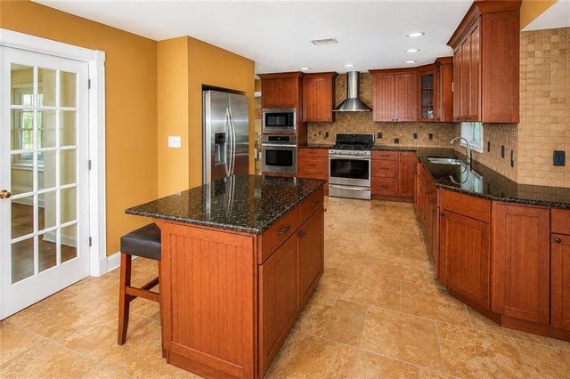 1464 Lakeview Road, Grayson, GA 30017
