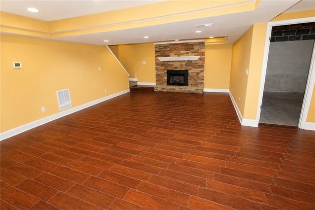 1464 Lakeview Road, Grayson, GA 30017