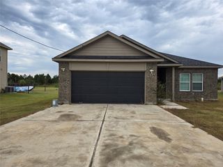 41 Road 5102, Cleveland, TX 77327