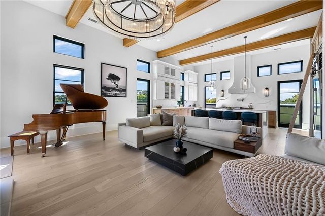 8200 Main S Street 1306, Woodstock, GA 30188