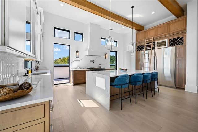 8200 Main S Street 1306, Woodstock, GA 30188